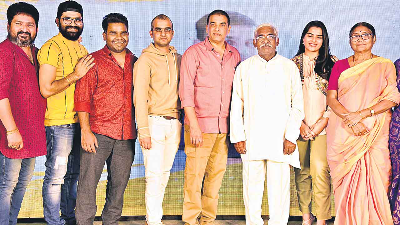 ప్రతిభావంతులను ప్రోత్సహిస్తాం