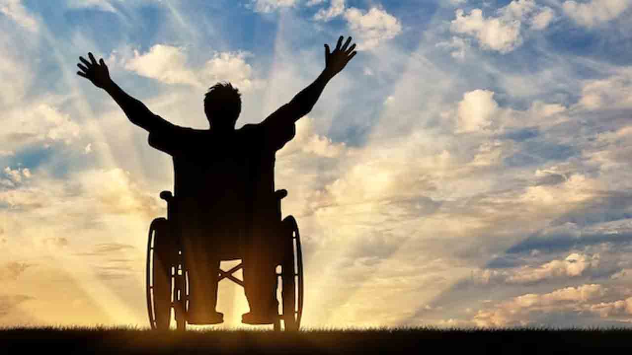 దివ్యాంగులకు ఆర్థిక పునరావాసం