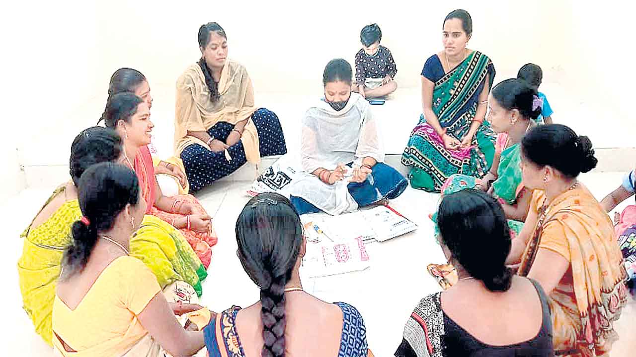 సెర్ప్‌ ఉద్యోగులకు తీపికబురు