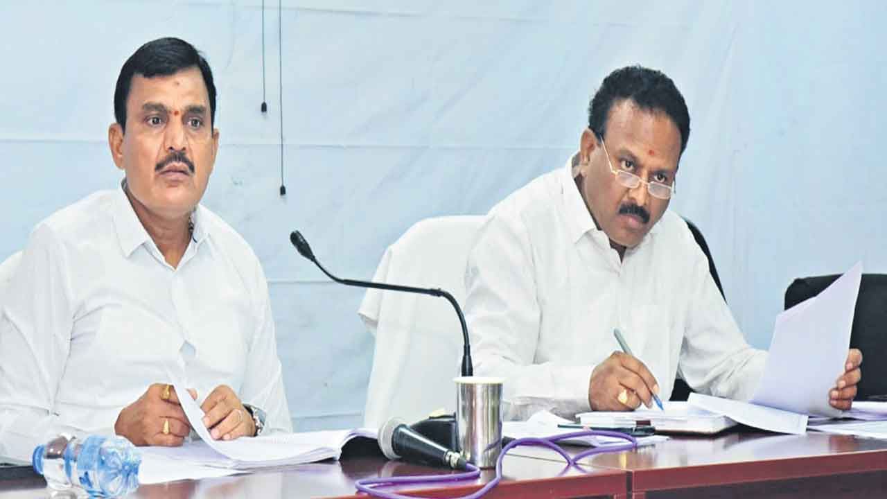 భూసేకరణ వేగవంతం చేయాలి