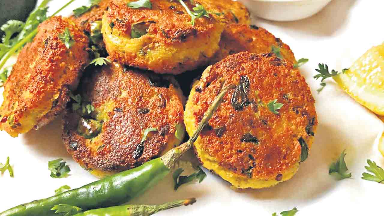 పనీర్‌ టిక్కి కావలసిన పదార్థాలు