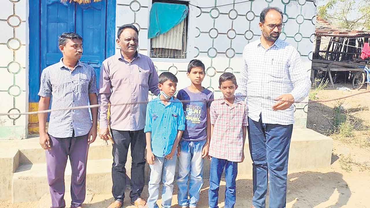 బడి బయట పిల్లల సర్వే పూర్తి