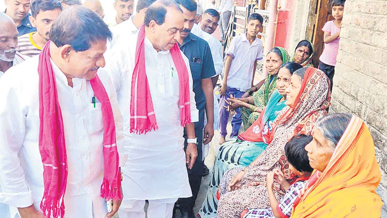 నాందేడ్‌ సభ సన్నాహకాల్లో జిల్లా ప్రజాప్రతినిధులు