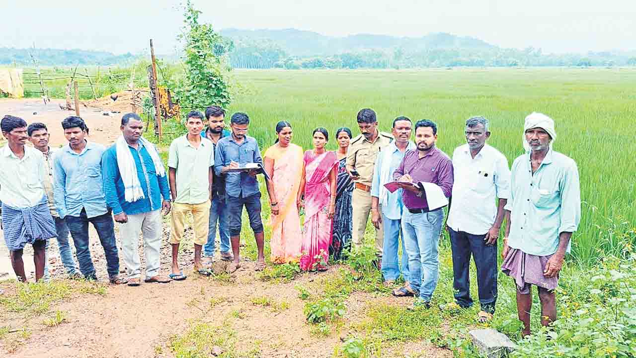 పోడు భూములకు పట్టాలొస్తున్నాయ్‌..