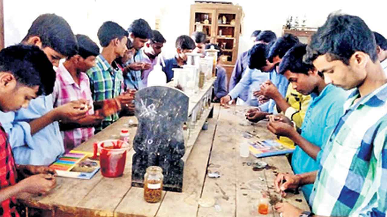 నేటి నుంచి ఇంటర్‌ ప్రాక్టికల్స్‌