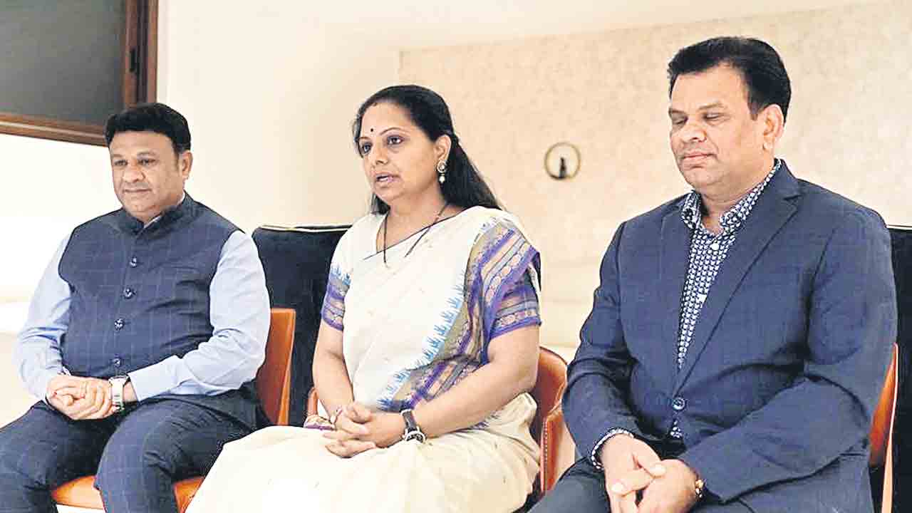 ఐటీ హబ్‌లో ప్రపంచస్థాయి సదుపాయాలు