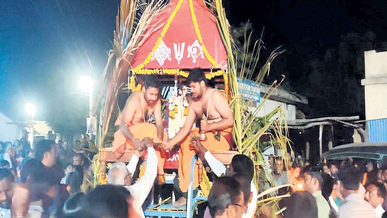 కల్యాణం… కమనీయం