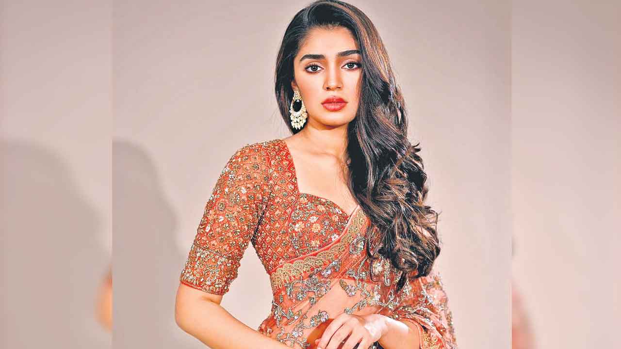 Krithi Shetty | టాలీవుడ్ యంగ్ హీరోతో జోడీ కడుతున్న కృతి శెట్టి.. ఈ సారైనా హిట్కొట్టేనా!