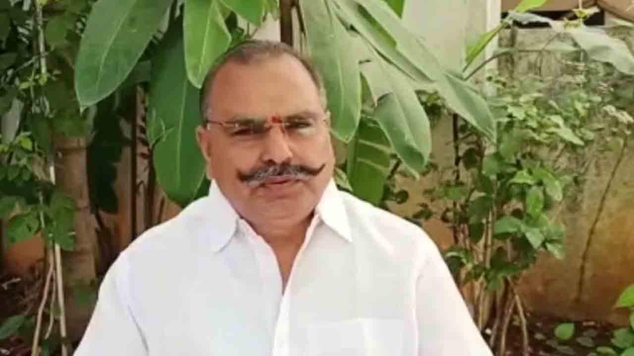 Etela Rajender | ఈటల సన్నిహితుడు గులాబీ గూటికి .. కంటోన్మెంట్‌ బోర్డు ఎన్నికల వేళ బీజేపీకి దెబ్బ