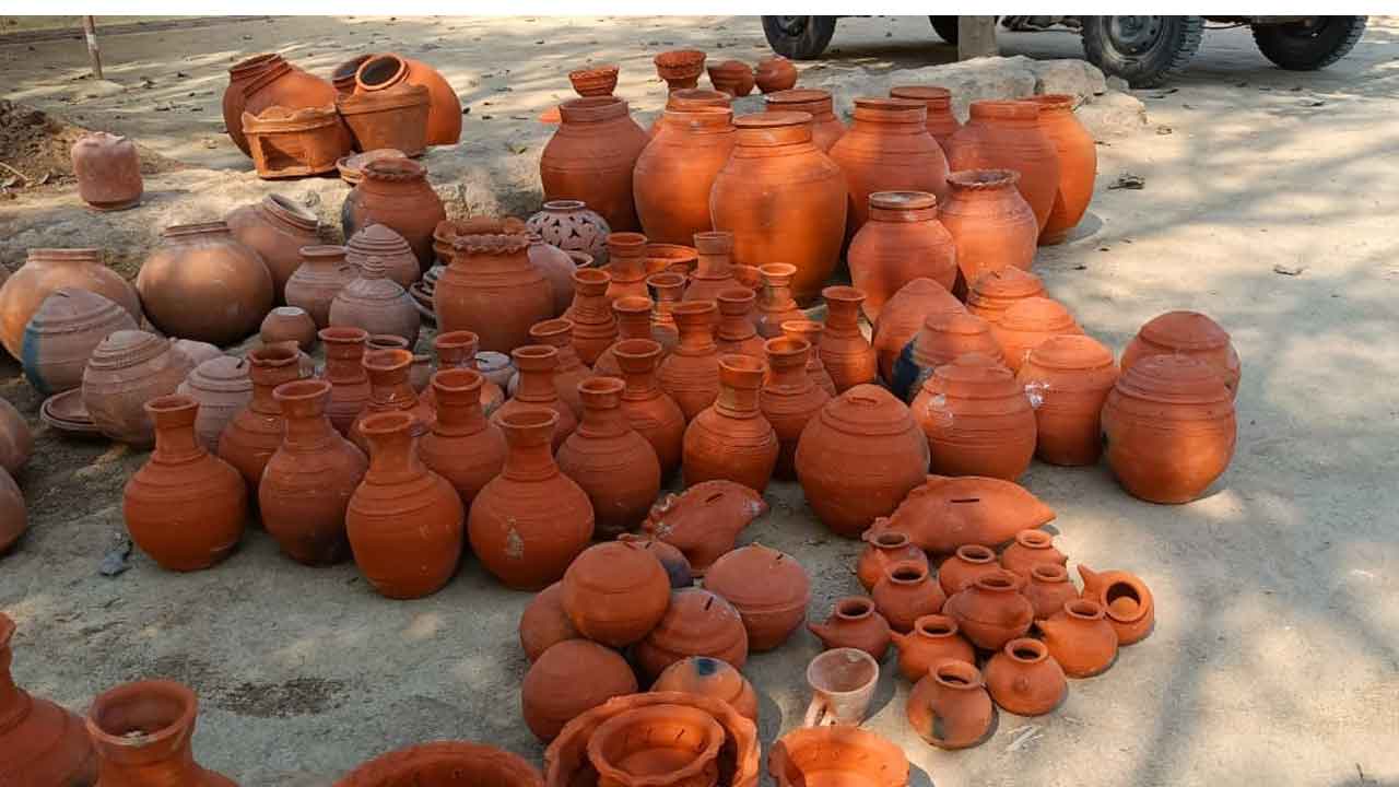 కుండలకు కేరాఫ్‌ నందివనపర్తి