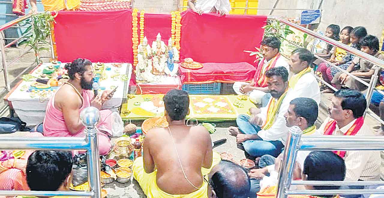 డిచ్‌పల్లి ఖిల్లా రామాలయంలో బ్రహ్మోత్సవాలు ప్రారంభం