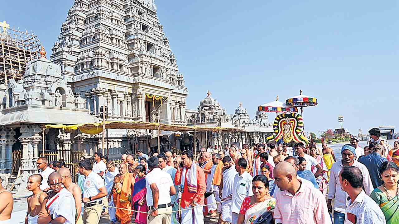 మత్స్యావతారంలో యాదగిరీశుడు