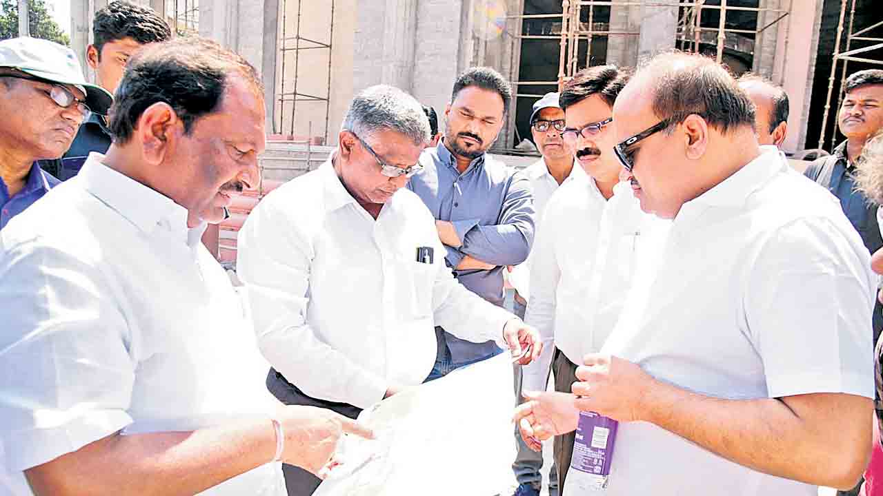 మార్చిలోపు అంబేద్కర్‌ విగ్రహం పూర్తి