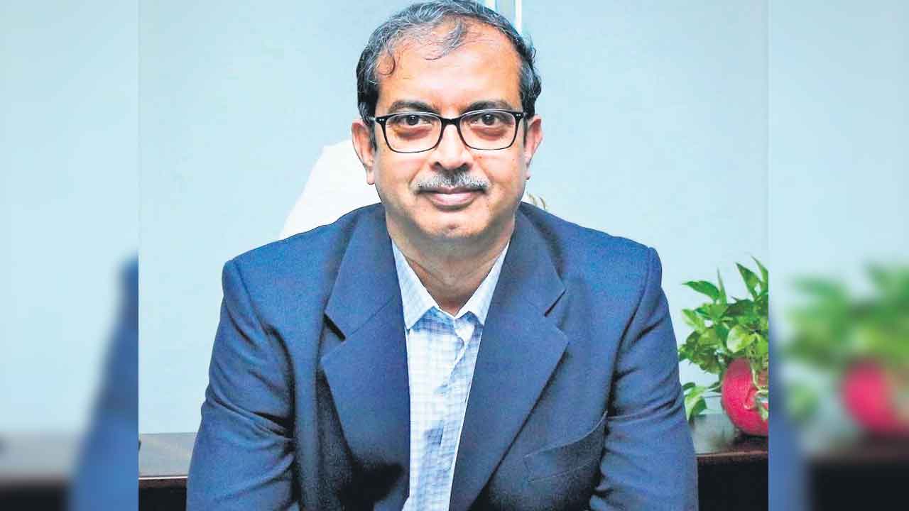 ఎన్టీపీసీ సదరన్‌ ఆర్‌ఈడీగా దేబాశిష్‌ ఛటోపాధ్యాయ