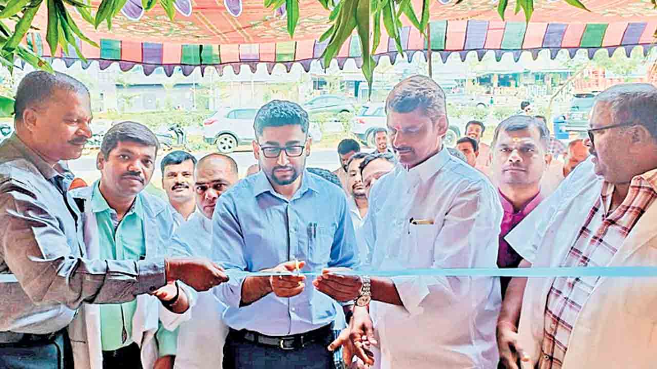 చురుకుగా కంటి వెలుగు