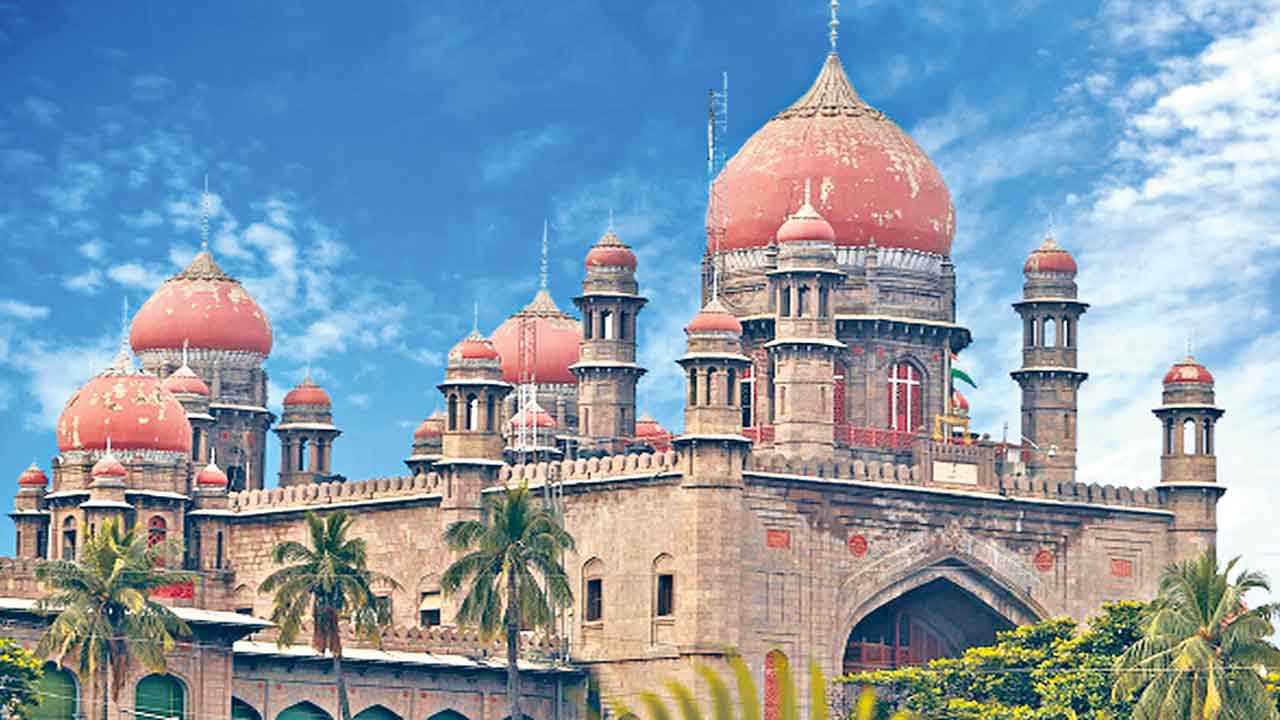 ఎమ్మెల్యేలకు ఎర కేసులో స్టే ఇవ్వండి