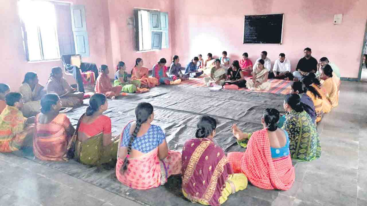 అరవై దాటినా ఆర్థిక భరోసా