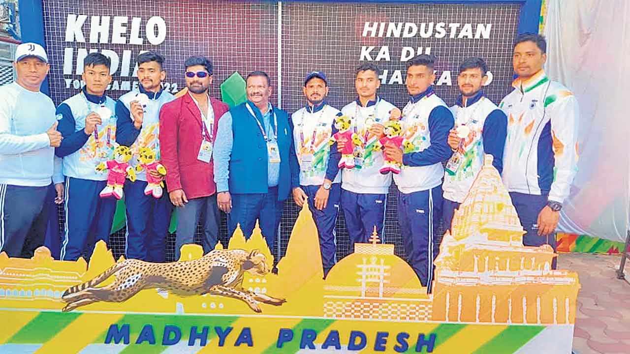 తెలంగాణ బోణీ