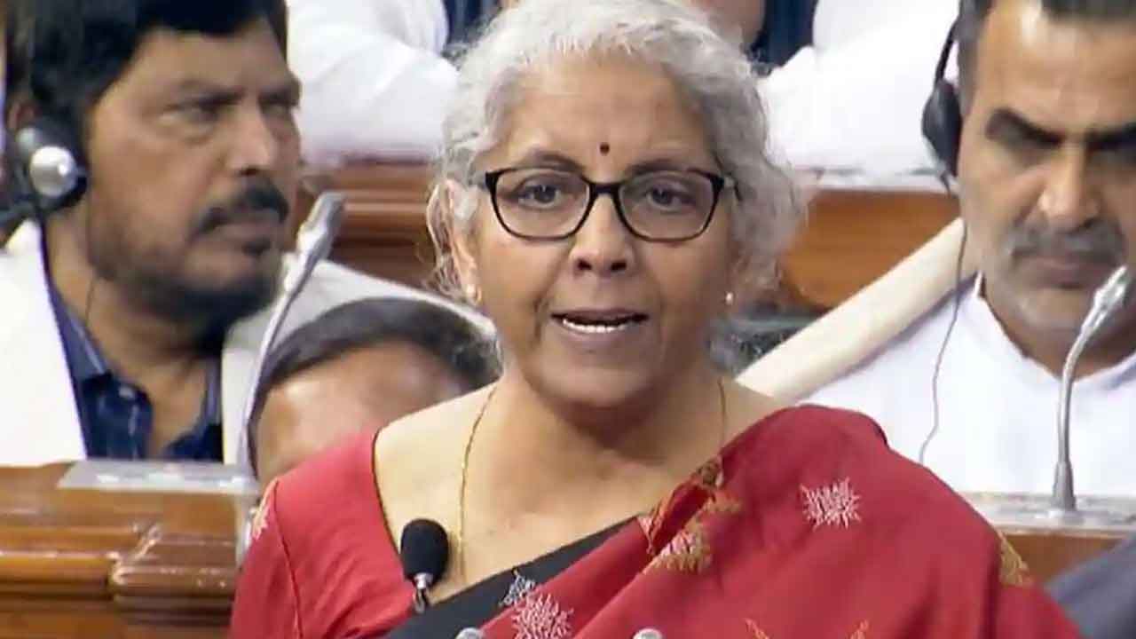 మౌలిక రంగానికిరూ.10 లక్షల కోట్లు