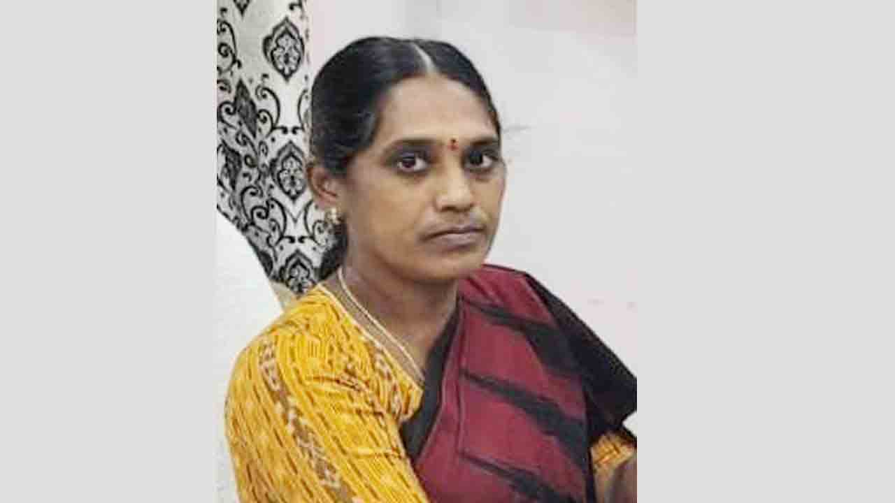 బీమాతో మహిళకు ధీమా