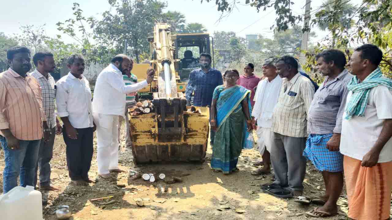 కేసీఆర్‌ సారథ్యంలోనే తండాల అభివృద్ధి