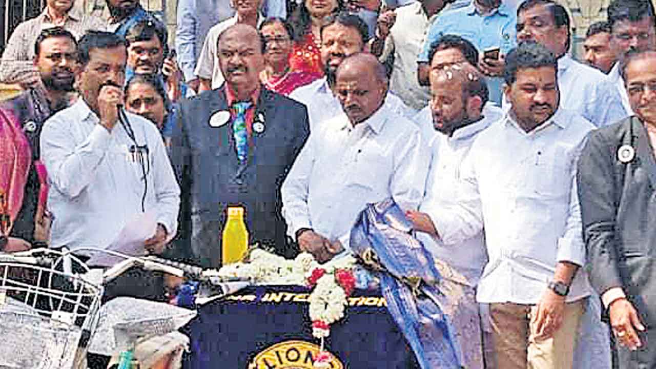 ఉన్నత చదువులపై దృష్టిసారించాలి