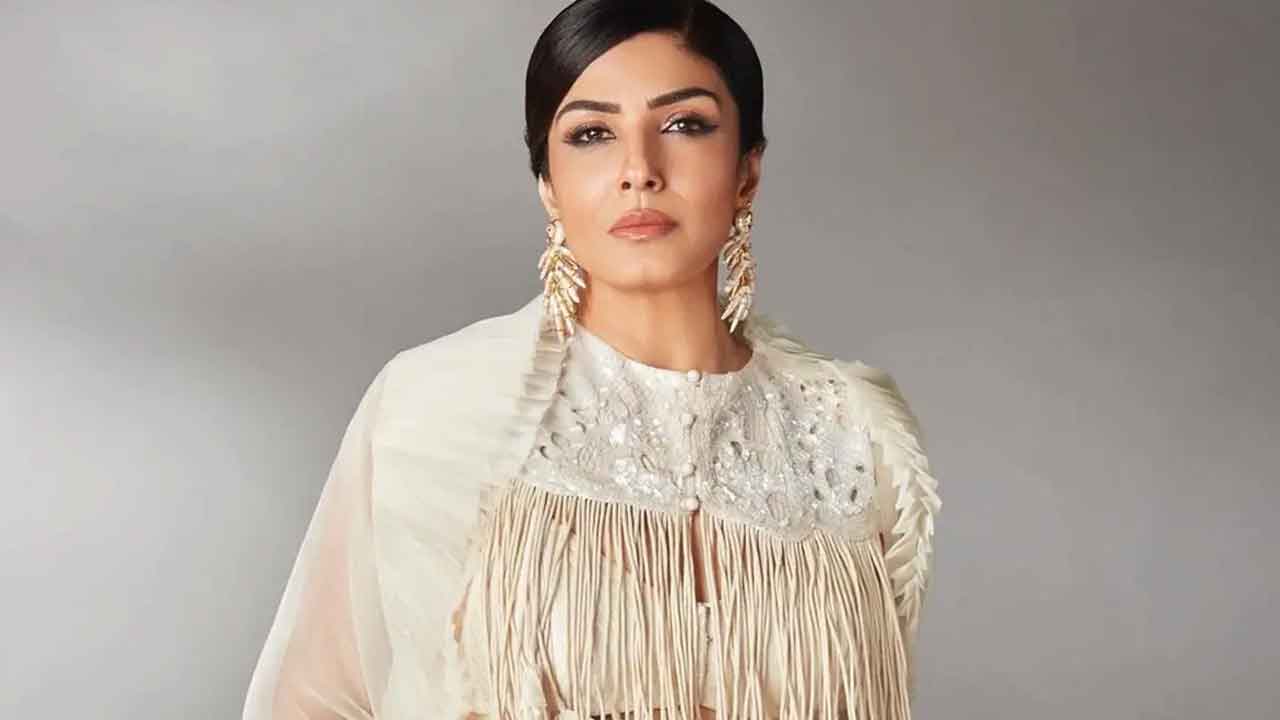 హీరోల మాటే వేదం