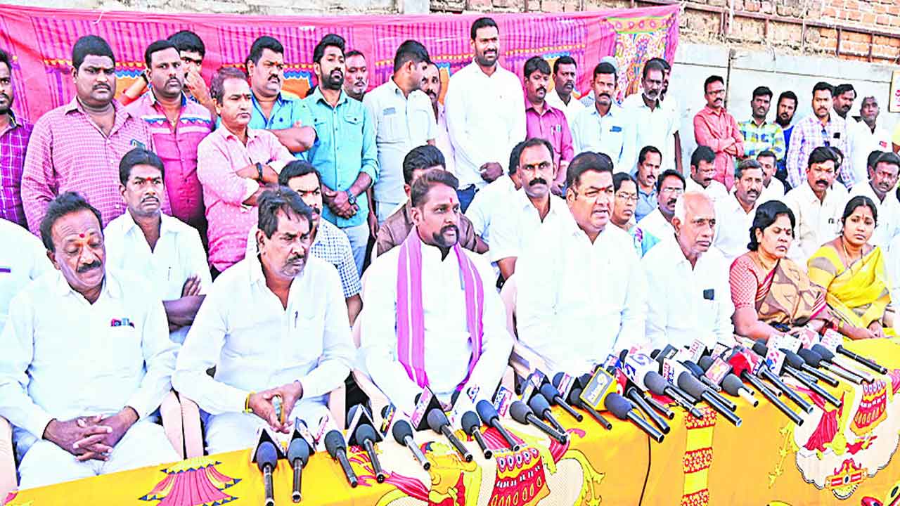 అంబరాన్నంటేలా సీఎం కేసీఆర్‌ జన్మదిన వేడుకలు