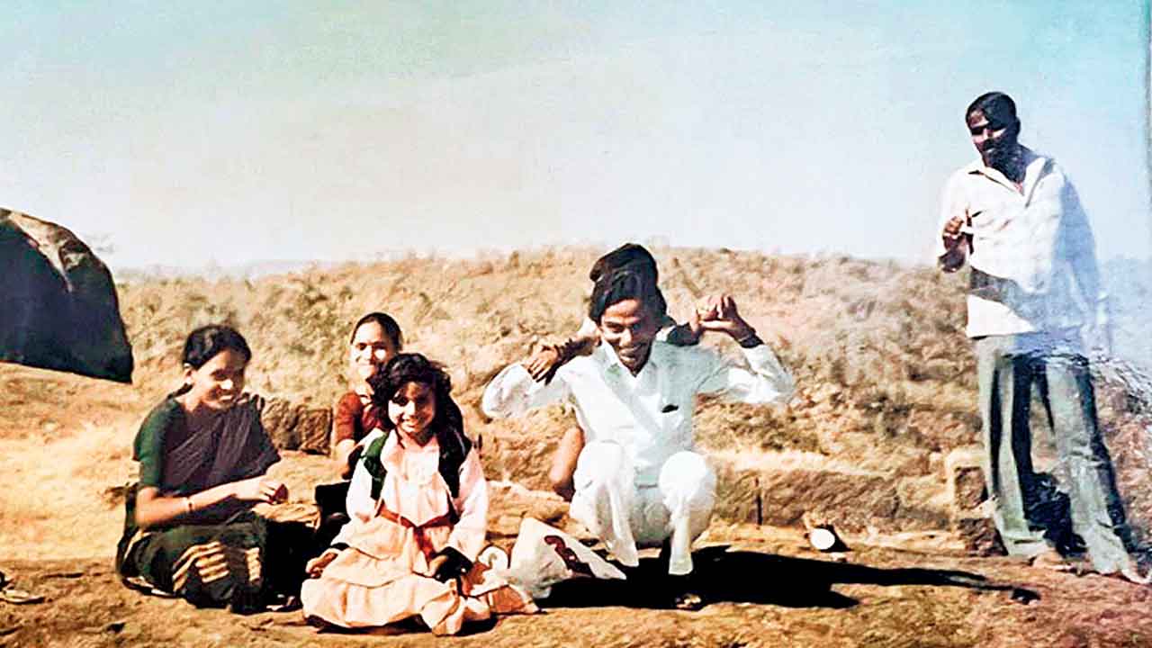 CM KCR | 30 ఏండ్ల క్రితం కొండగట్టుపై కేసీఆర్‌.. ఎంపీ సంతోష్‌ ట్వీట్‌తో వైరల్‌ అవుతున్న ఫొటో