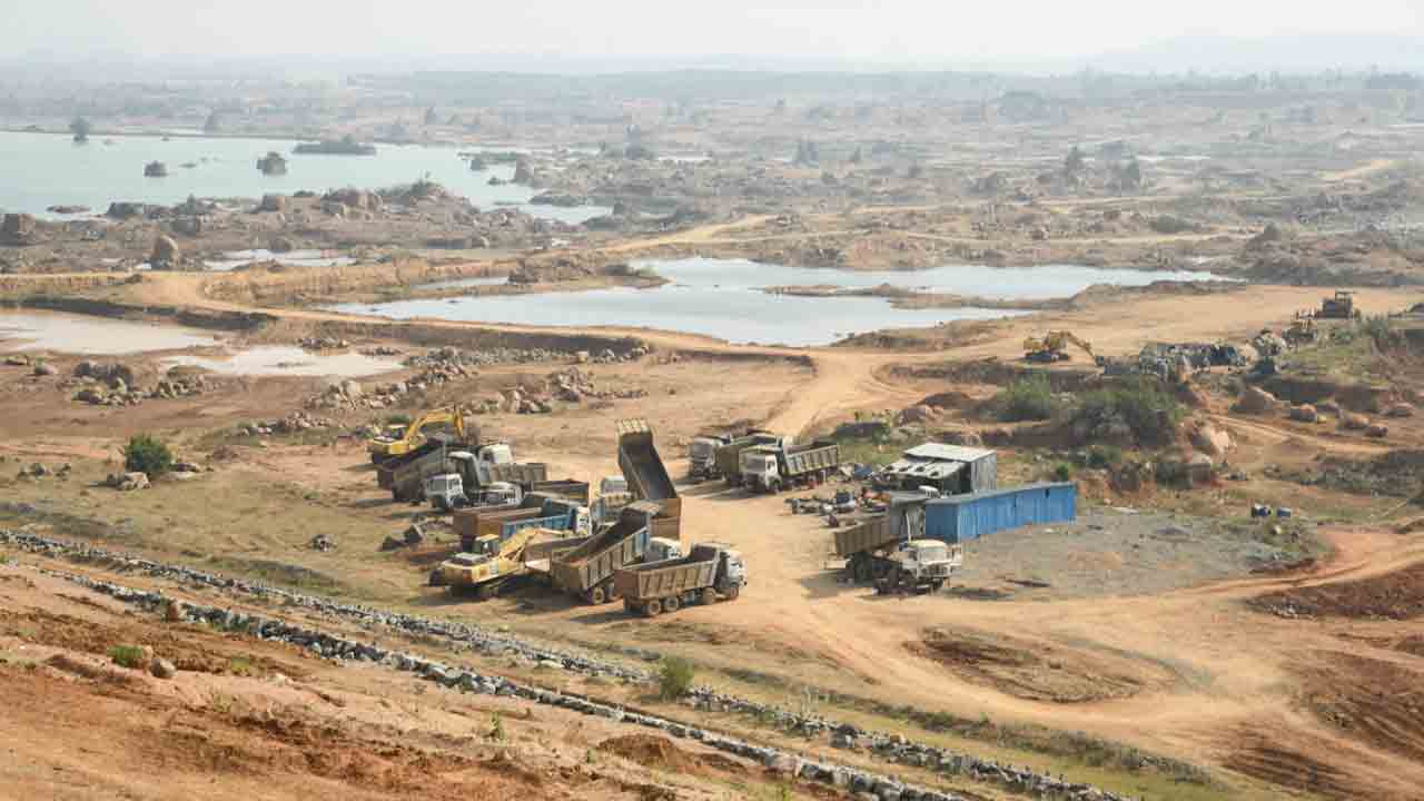 Brijesh Tribunal |  కృష్ణా నదీ జలాలపై నాడు మీరు చేసిందీ అదే కదా.. ఏపీకి బ్రిజేశ్‌ ట్రిబ్యునల్‌ సూటి ప్రశ్న