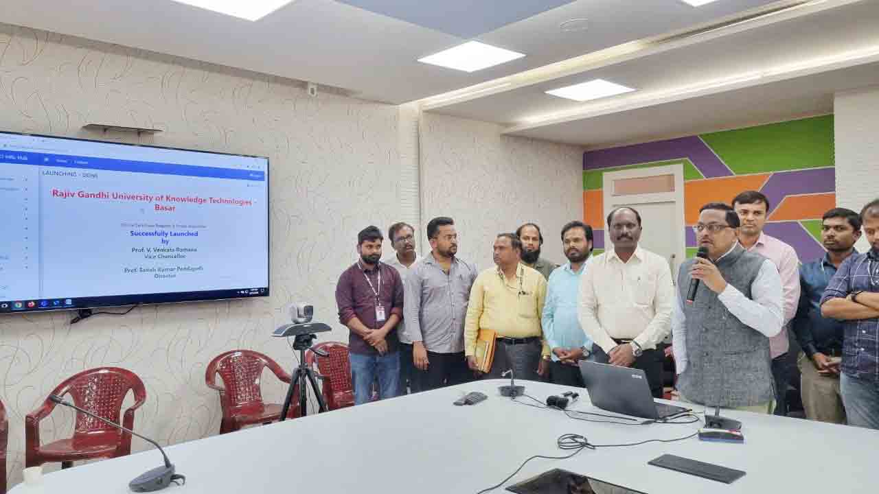 ఆర్జీయూకేటీ అకడమిక్స్‌ పై సమీక్ష