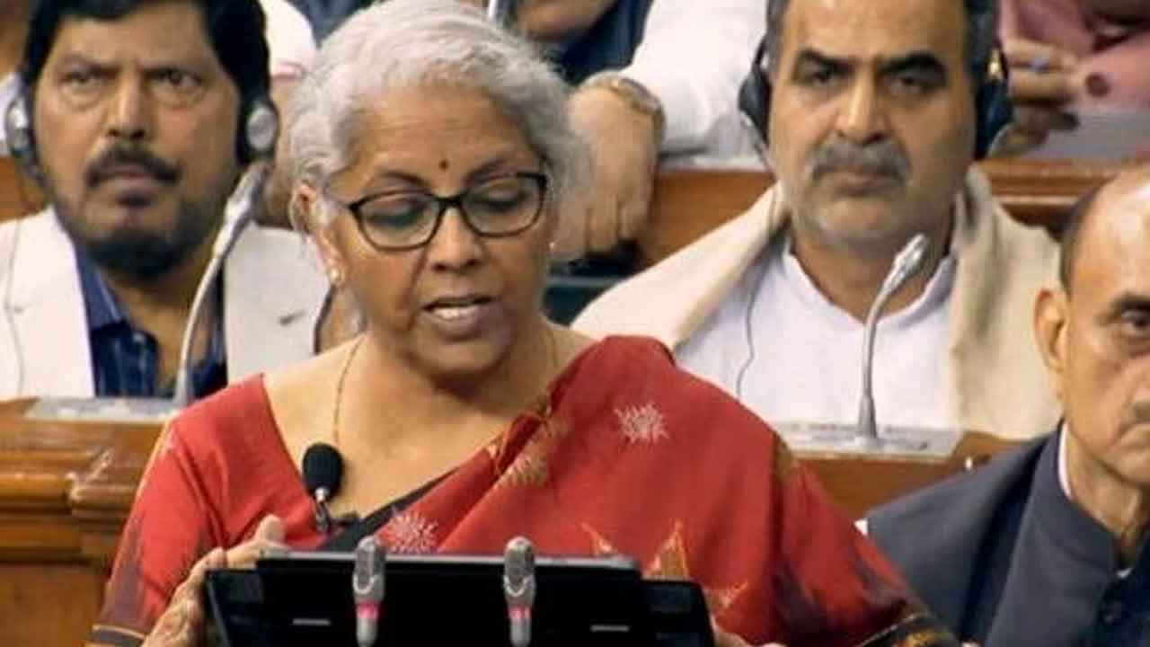 ప్రభుత్వ యంత్రాంగం దుర్వినియోగం