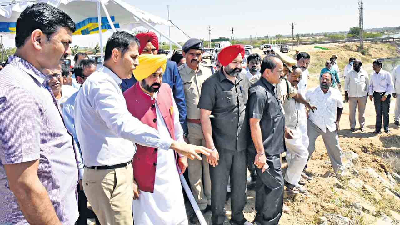 తెలంగాణ అభివృద్ధికి పంజాబ్‌ సీఎం భగవంత్‌ సింగ్‌మాన్‌ ఫిదా