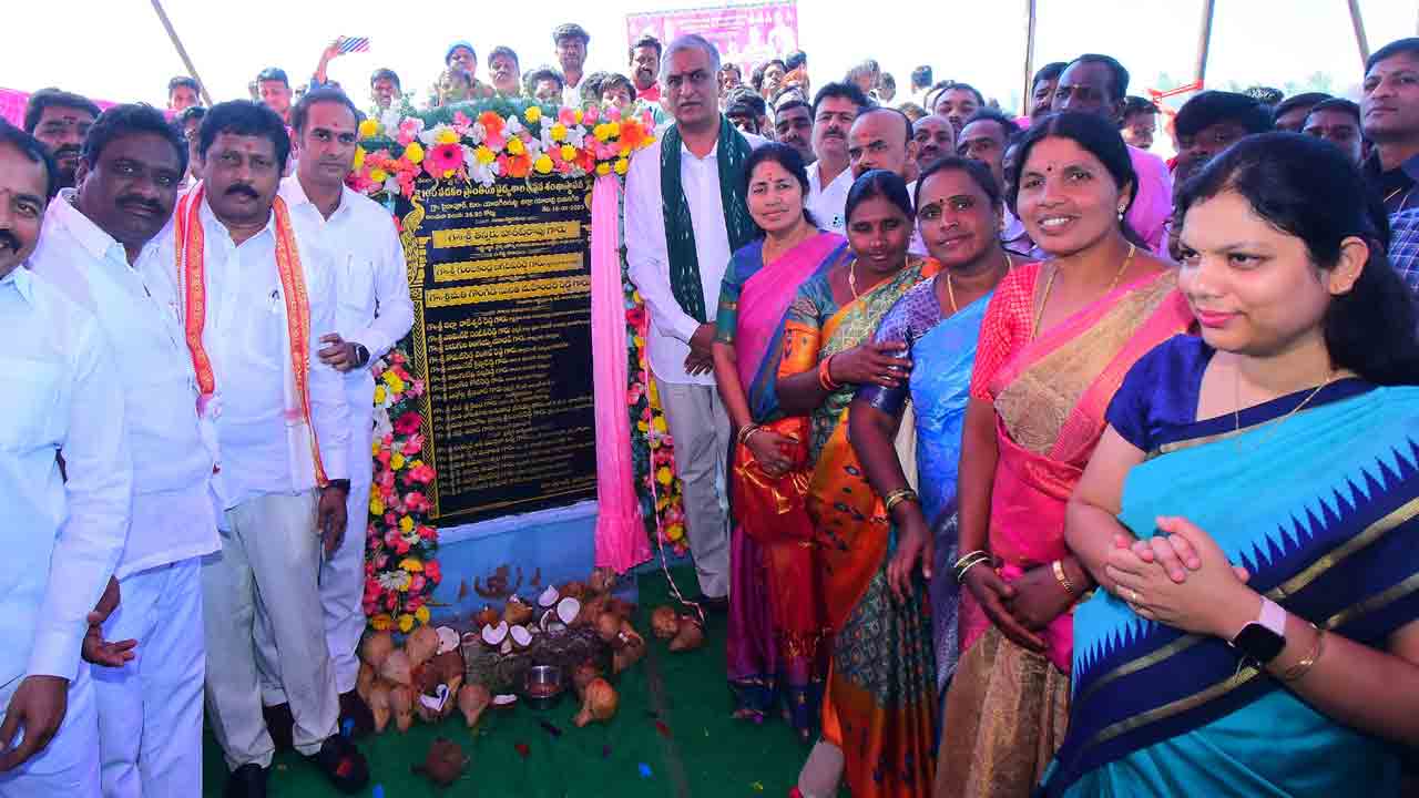 యాదాద్రి భువనగిరి జిల్లాకు మెడికల్ కాలేజీ ప్రకటించిన మంత్రి హరీశ్రావు