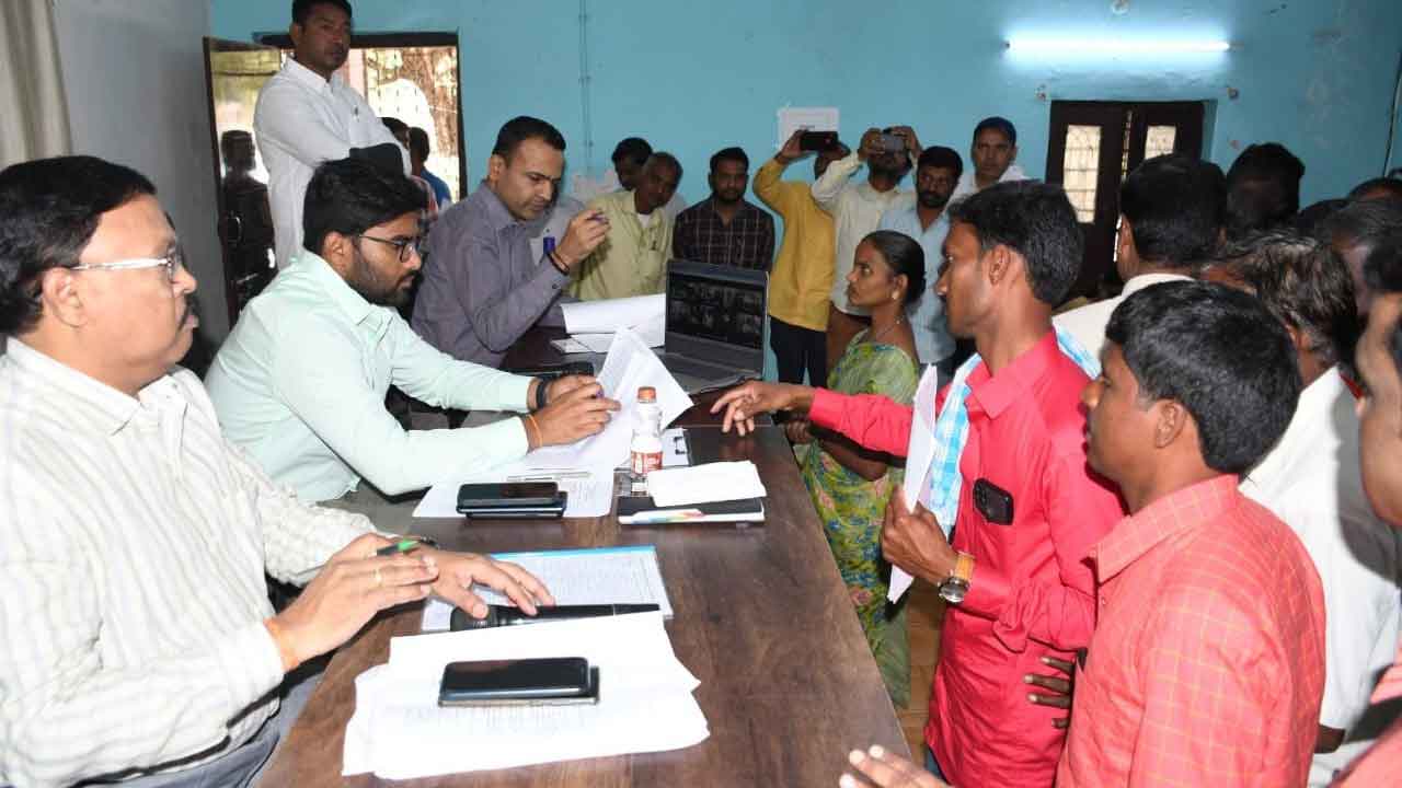 ఓపికగా విన్నారు.. సమస్యలు పరిష్కరిస్తామన్నారు