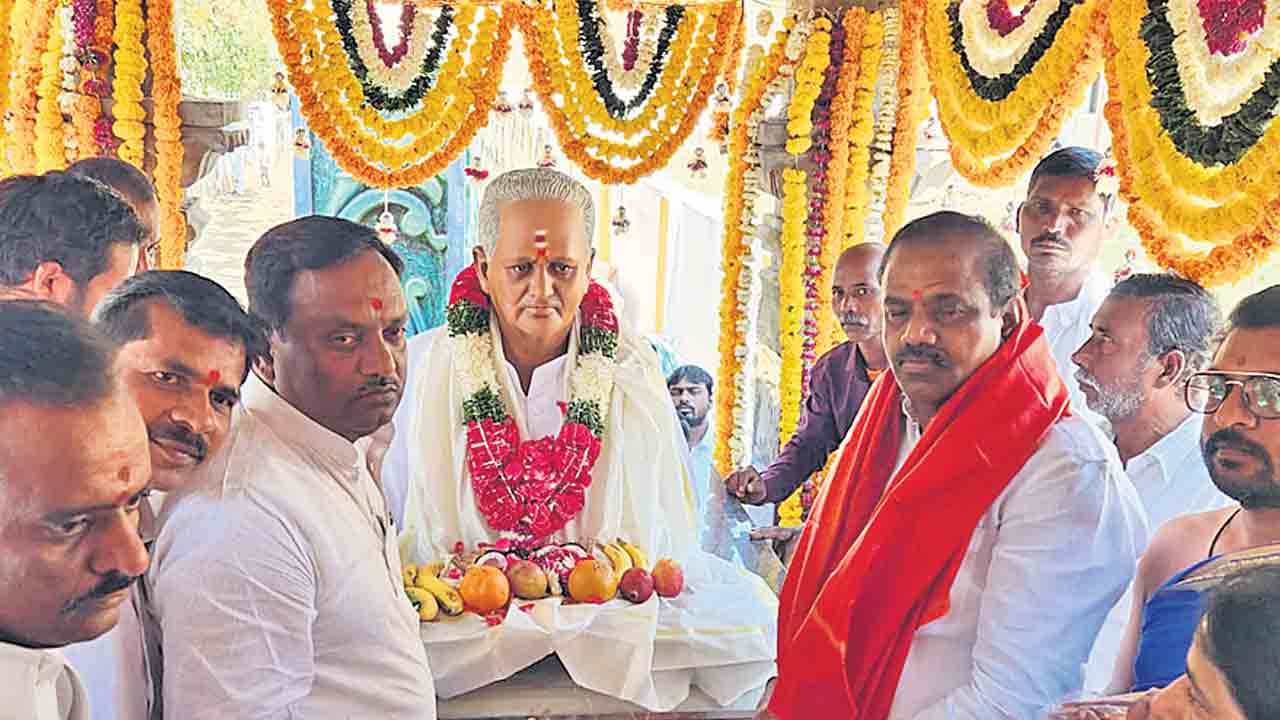 విగ్రాం రామాగౌడ్‌ సేవలు చిరస్మరణీయం