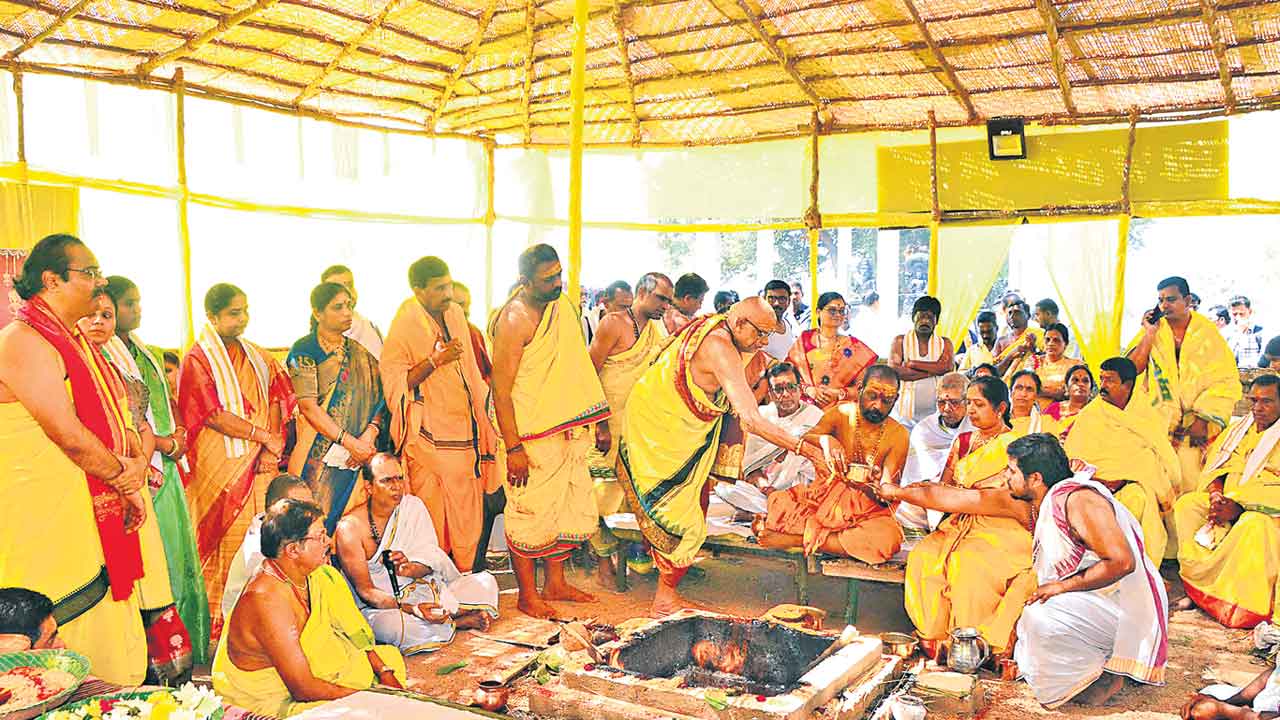 లోకమాతా.. నమోస్తుతే