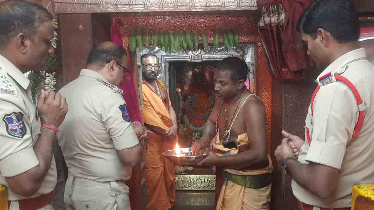 నేడు కొండగట్టుకు ఆర్కిటెక్చర్‌ ఆనంద్‌సాయి