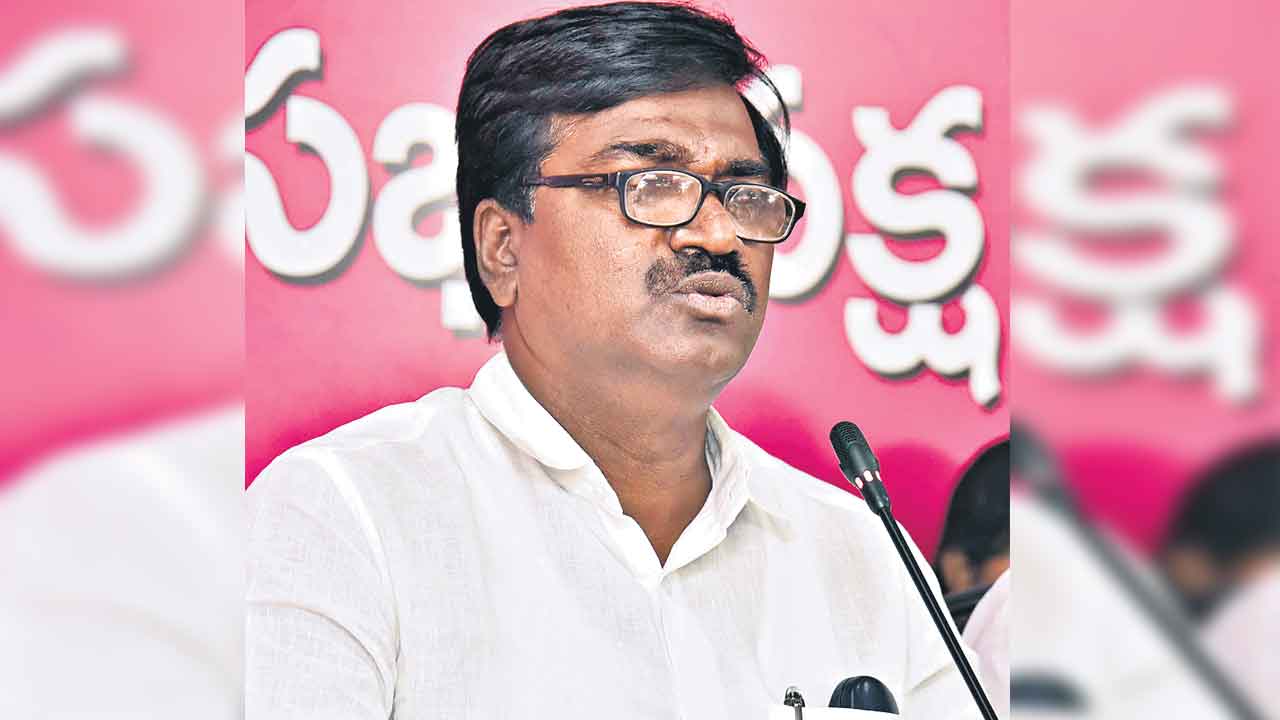 కొత్తగా 1,360 ఎలక్ట్రిక్‌ బస్సులు