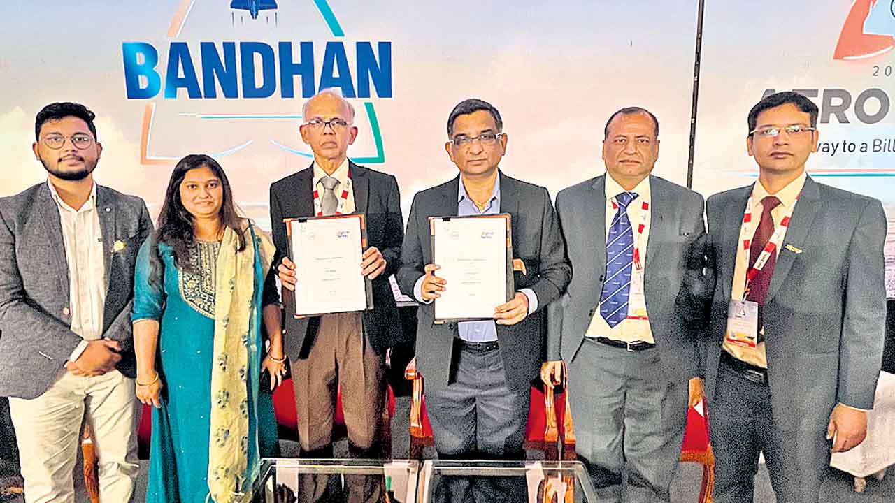 టీ హబ్‌తో హిందుస్థాన్‌ ఏరోనాటిక్స్‌ జట్టు