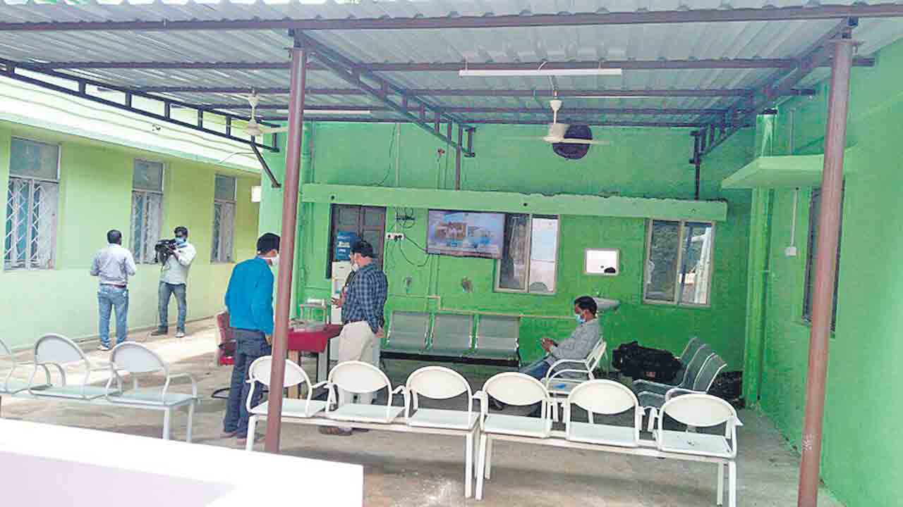 తల్లీబిడ్డలకు వరం.. జననీ నిరీక్షణ కేంద్రాలు..