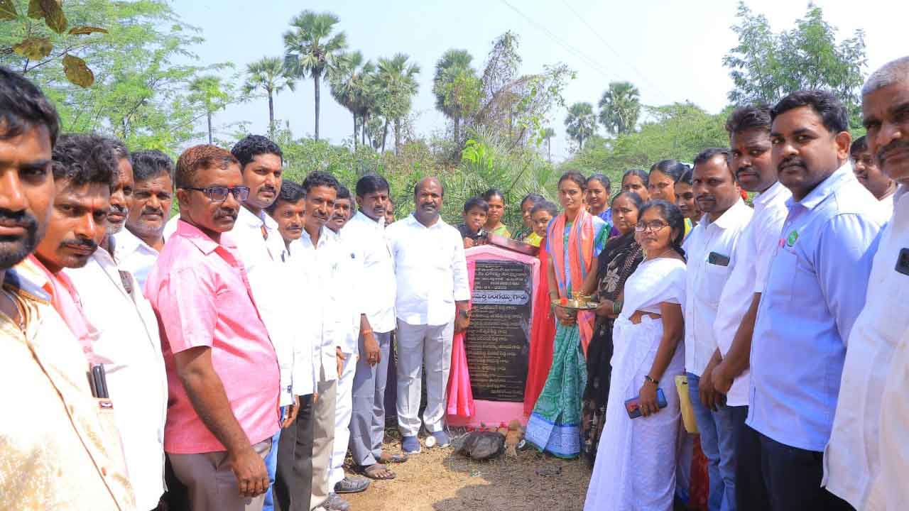బీఆర్‌ఎస్‌ పాలనలో వ్యవసాయానికి పెద్దపీట