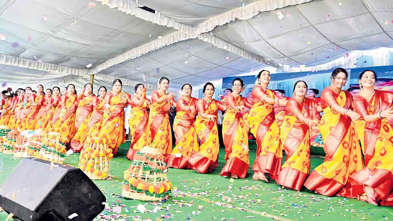 అపూర్వ సమ్మేళనం