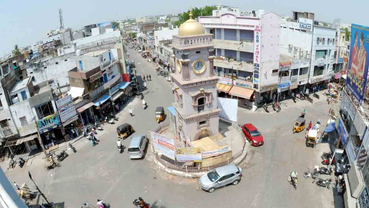 పట్టణాలకు నిధుల వరద