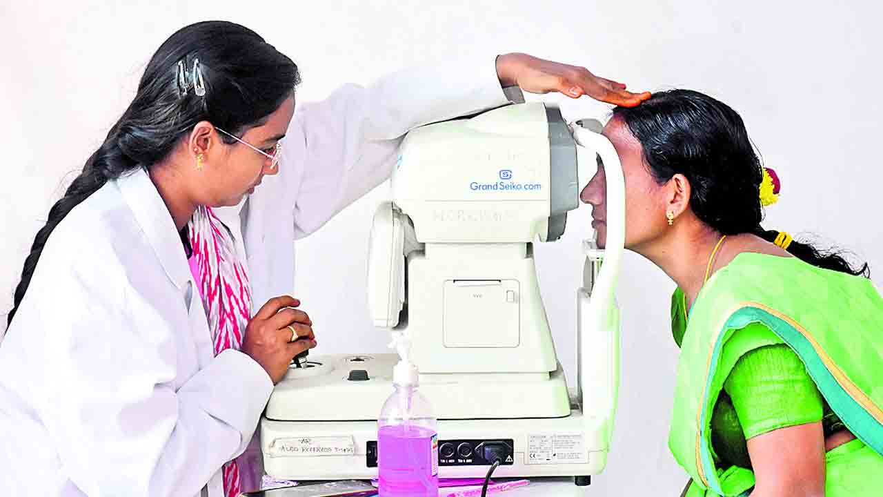 కొనసాగుతున్న కంటివెలుగు