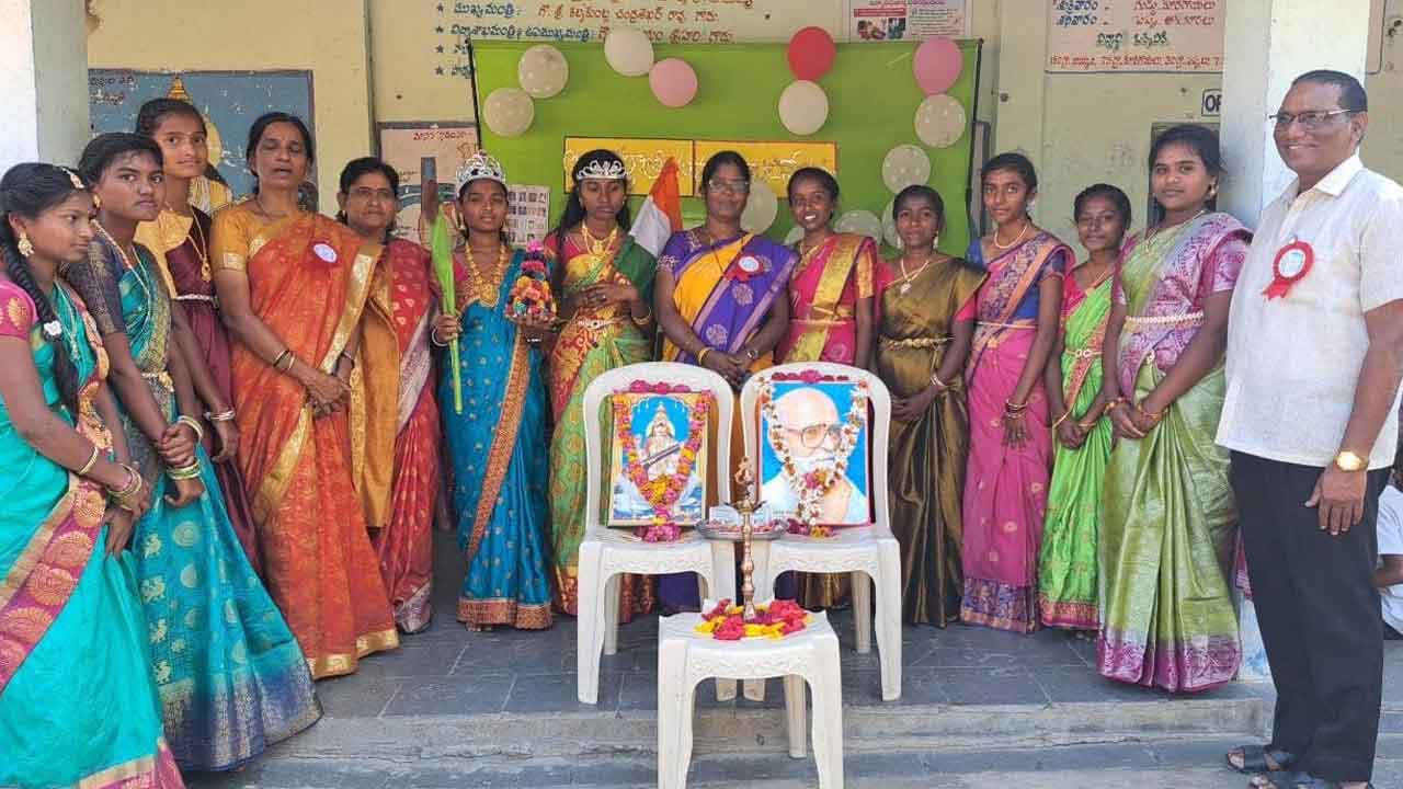 ఘనంగా మాతృభాషా దినోత్సవం