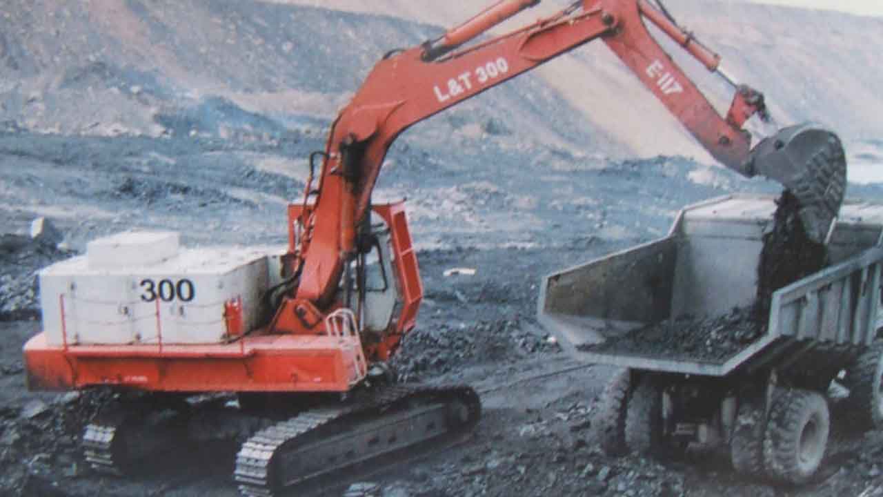 ఉత్పత్తిలో కొత్తగూడెం రీజియన్‌ ముందంజ