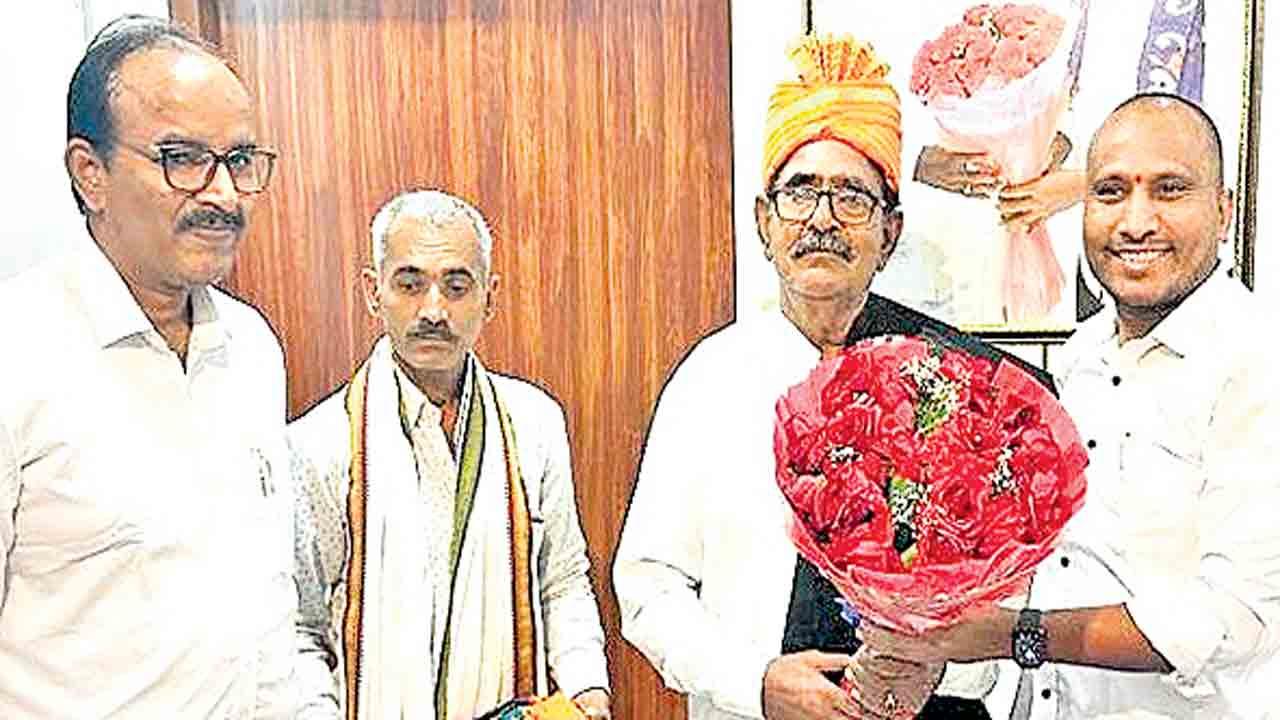 తెలంగాణ గొర్రె ల కాపరుల అభ్యున్నతి భేష్‌