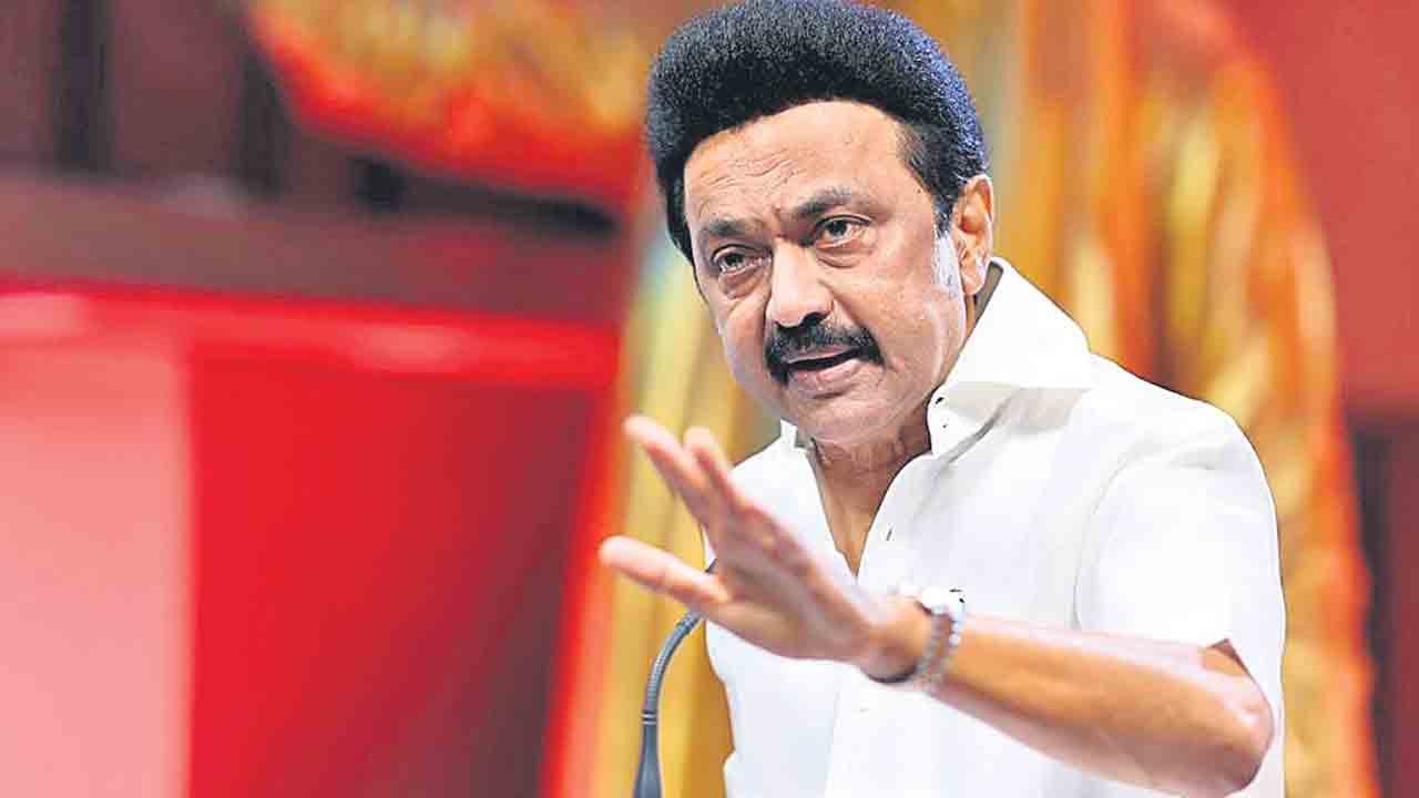 CM M K Stalin | అది నేషనల్‌ హైవేనేనా?