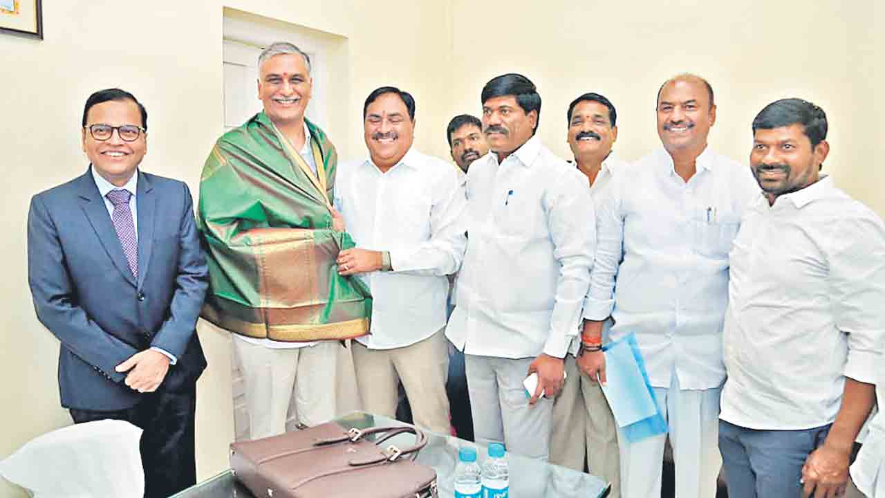 తెలంగాణ ఆచరణ.. దేశం అనుసరణ